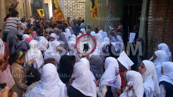 مسيرة لطلاب أشمنت في بني سويف تندد بالانقلاب العسكري