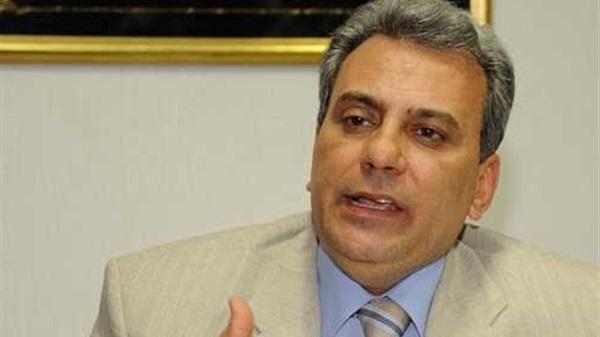 “نصار”: “لا تقييد لحرية ولا مصادرة لرأي بالجامعة”