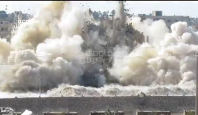 فيديو| لحظة تفجير منزل مصري في سيناء