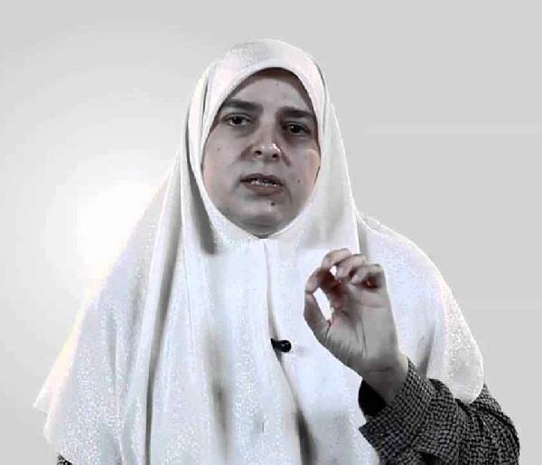 عاجل| اعتقال د. هبة رءوف عزت