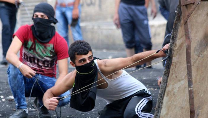 الكنيست يصادق على قانون تشديد العقوبات ضد راشقي الحجارة