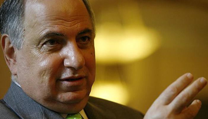 أقنع “بوش” بغزو بغداد.. وفاة أحمد الجلبي عرَّاب احتلال العراق