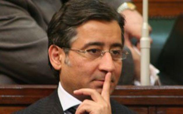 إعادة إجراءات قضية “الحديد” المتهم فيها “عز” و”عسل”