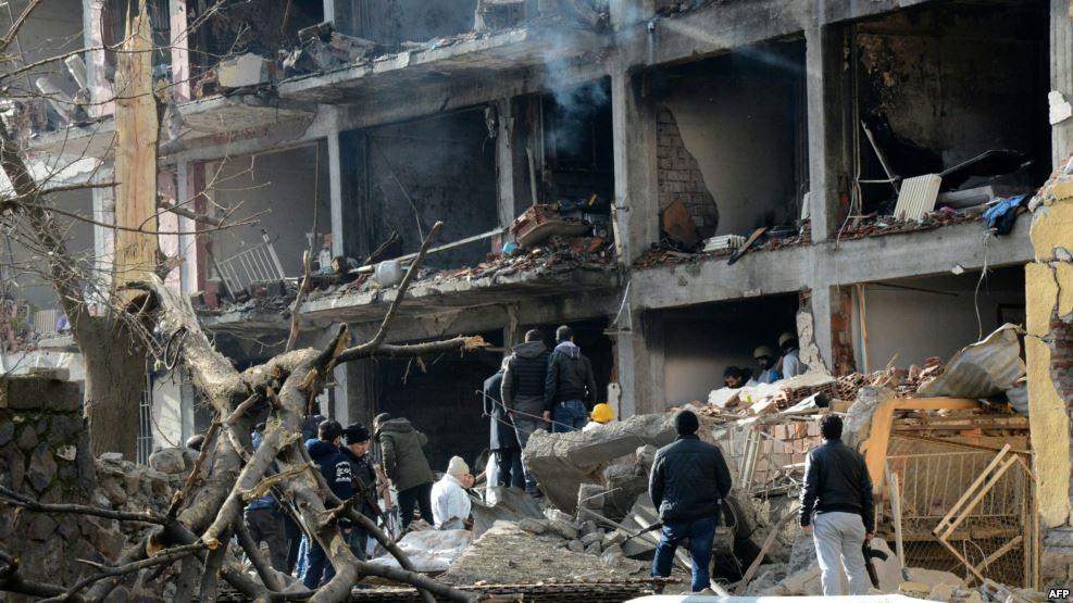 ارتفاع حصيلة انفجار دياربكر التركية إلى 8 قتلى و100 جريح