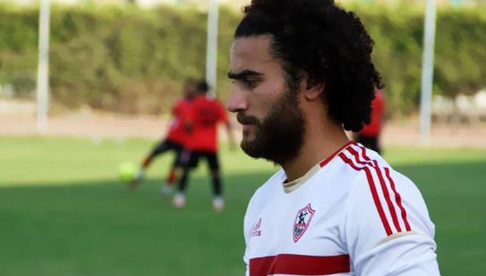 بالفيديو.. باسم مرسي يتعرض للضرب بـ”القفا”