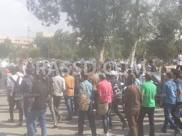 طلاب الأزهر يتظاهرون للإفراج عن “أميرات الحرية”