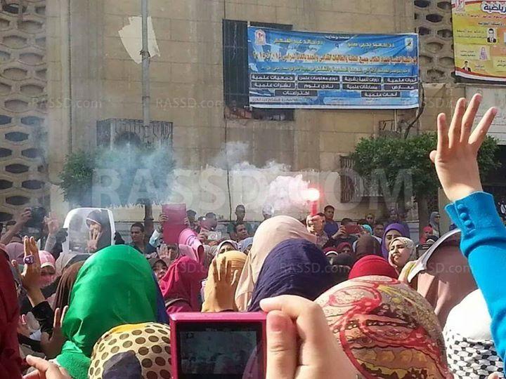 مسيرة ومعرضا صور للإفراج عن المعتقلين في جامعة القاهرة