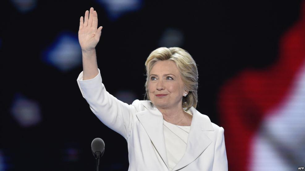 هل تكون هيلاري كلينتون على موعد مع التاريخ في 8 نوفمبر؟