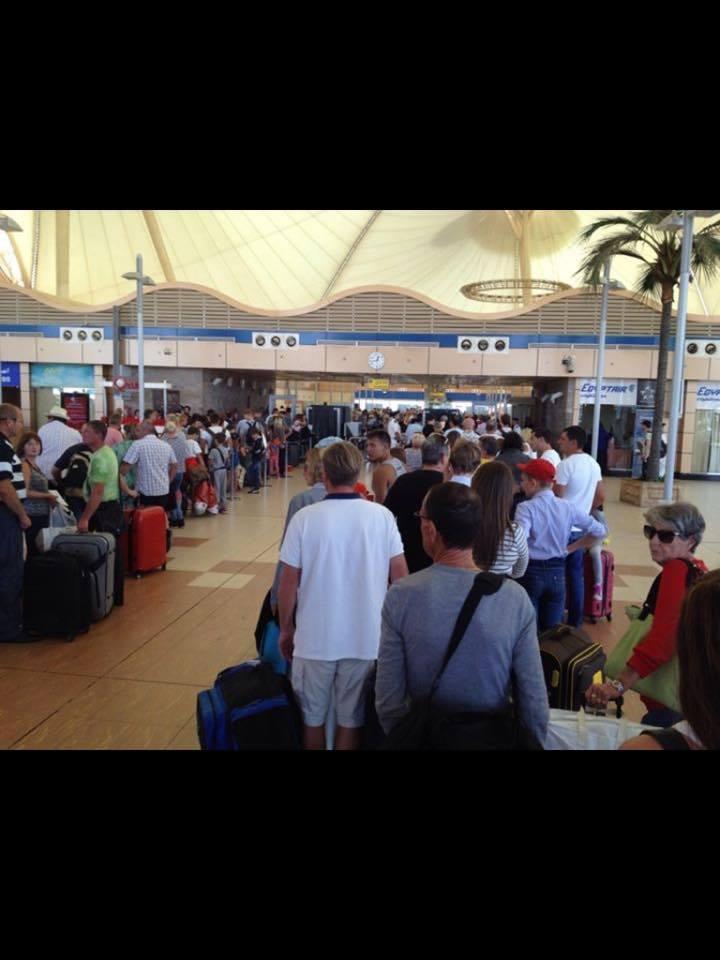 ترقية مدير مطار شرم الشيخ بعد حادث تحطم الطائرة الروسية