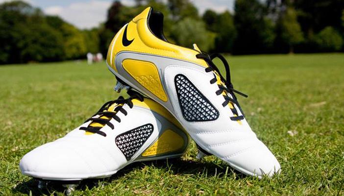 سرقة أحذية لاعبي نادي سبورتينغ براغا قبيل مباراته مع مرسيليا