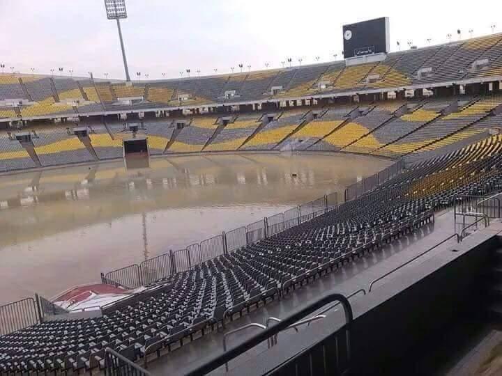 استاد برج العرب يتحول لـ”مسبح برج العرب”.. والمدير: لا أملك حق التصريح