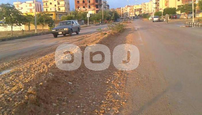 بالصور.. جهاز السادات يصلح الطرق ويهمل البنية التحتية