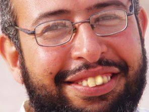 إضراب معتقل بقسم أول المنصورة  اعتراضًا على استمرار تعذيبه