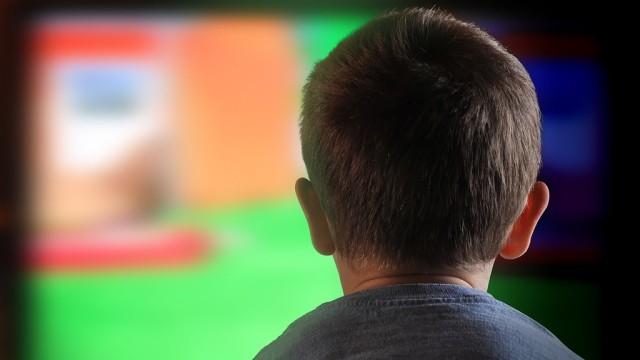 الشاشات ثلاثية الأبعاد خطر على الأطفال