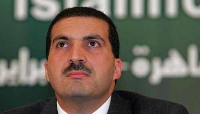 بالفيديو.. سخرية واسعة من عمرو خالد.. ورواد الفيس بوك: “مللنا نفاقكم”