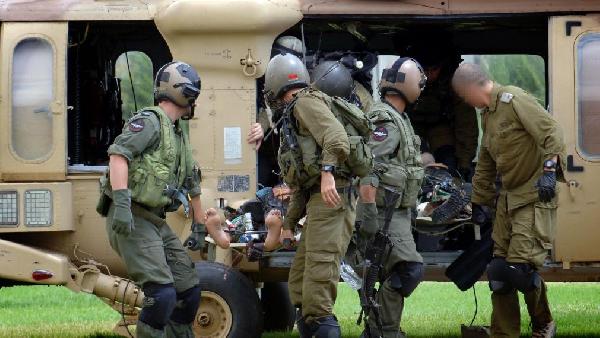 إصابة جندي صهيوني جراء رشقه بالحجارة بالقدس