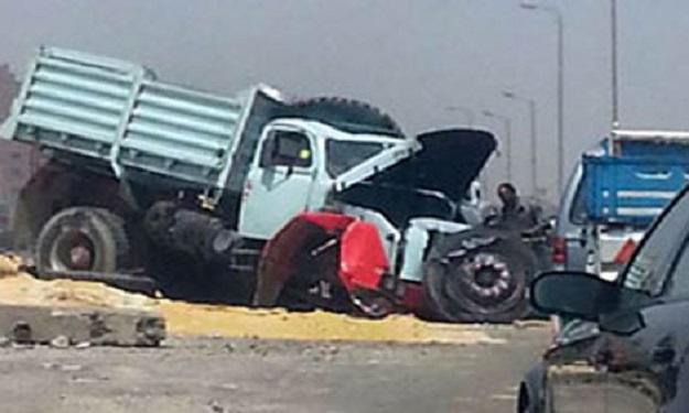 قتلي وجرحي في تصادم 10 سيارات بنفق “موت” بني سويف