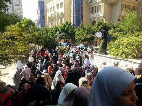 طالبات الأزهر بمدينة نصر ينتفضن رفضًا لحكم العسكر