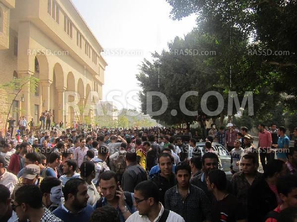 بالصور..انطلاق مسيرة طلبة “أزهر المنصورة”ضد الانقلاب