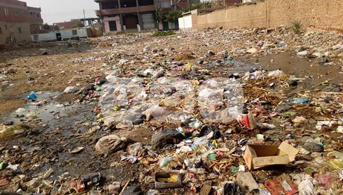 أهالي منشأة القناطر في الجيزة يشكون عدم وجود “صرف صحي”