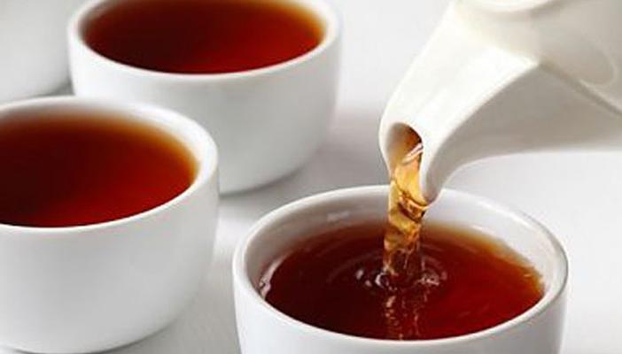 دراسة: تناول من 3 إلى 5 أكواب شاي يوميا يجنبك الإصابة بأمراض القلب