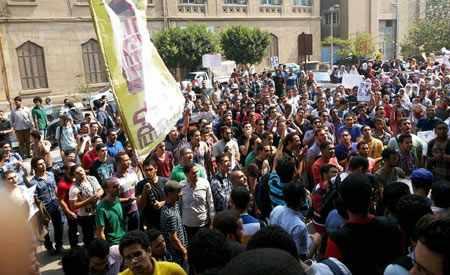 فصل 13 طالبًا بجامعة ‫‏المنصورة‬ بتهمة “التظاهر”