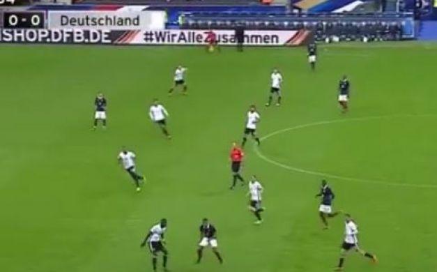 بالفيديو.. أصوات التفجيرات في باريس تخترق ملعب مباراة فرنسا وألمانيا