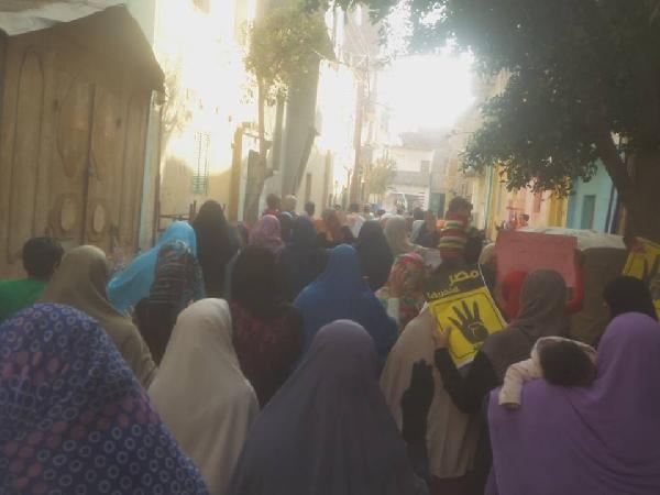 مسيرة بمدينة ناصر في بني سويف تطالب برحيل العسكر