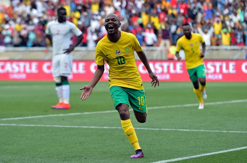 بالفيديو.. حكم أفريقي يحتسب ضربة جزاء خيالية في تصفيات مونديال روسيا