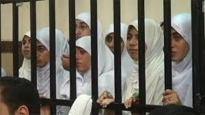 الدقهلية: الأمن يعتقل سيدتين بالسنبلاوين بعد الحكم بسجن 14 سيدة