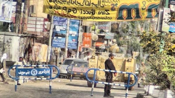 رغم انتهاء الحظر .. مدرعات الجيش تغلق ميادين بني سويف