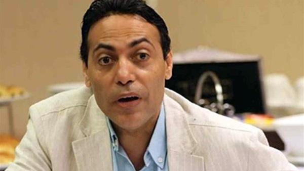 بعد التأكد من غياب  خدمة العملاء.. الغيطي: محدش يركب “مصر للطيران”