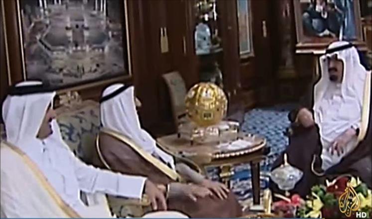 التعاون الخليجي يقرر عودة سفراء السعودية والبحرين للدوحة