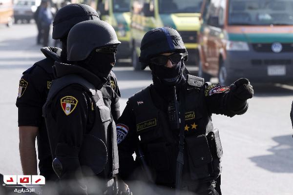 الأمن يقتحم جامعة الأزهر بنات عقب مسيرة في يوم الطالب العالمي