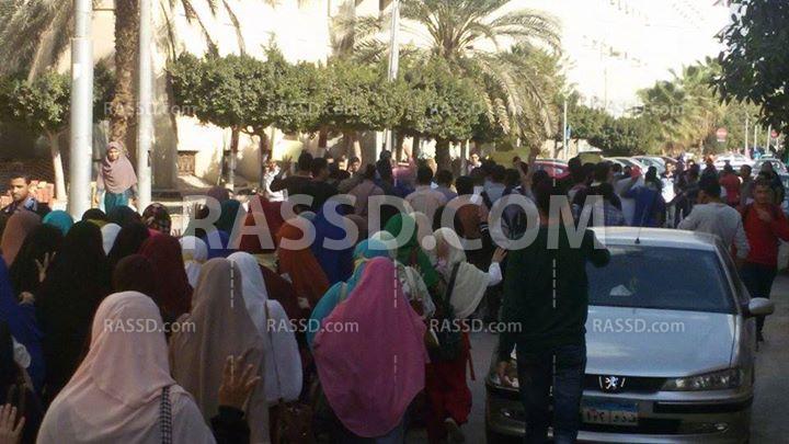 مسيرة صامتة في جامعة الفيوم تزامنًا مع ذكرى يوم الطالب العالمي