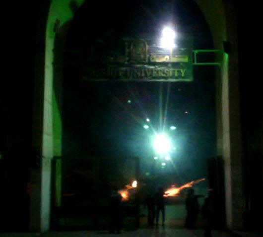 طلاب جامعة أسيوط يلاحقون أمن “فالكون”