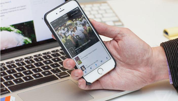 “تويتر” تطلق تطبيق Moments الإخباري