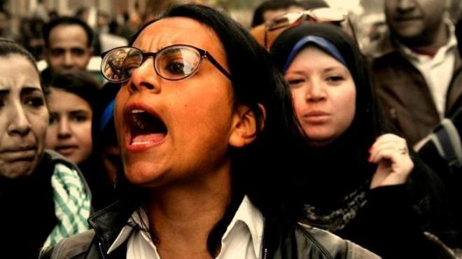 اعتقال الناشطة ماهينور المصري ومحاميها بالإسكندرية