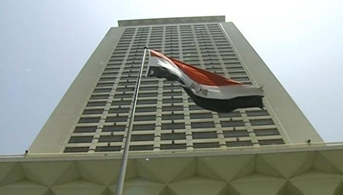 سلطات المطار ترحل دبلوماسيين هولنديين لعدم حصولهما على تأشيرة دخول