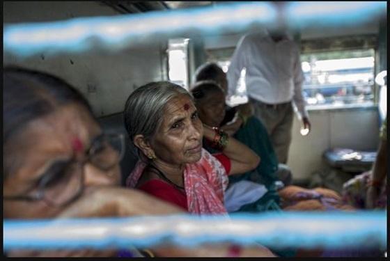 الهند تفتتح أول بنك مخصص للسيدات