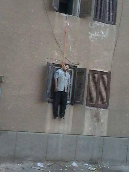 انتحار شاب شنقًا من شرفة منزله في العاشر من رمضان