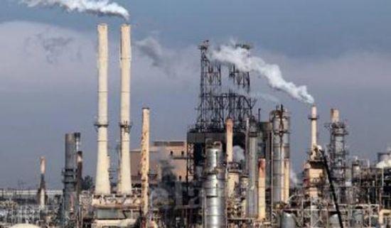 اصابة 7 عمال بشركة السويس للبترول باختناق بعد تسرب غازي