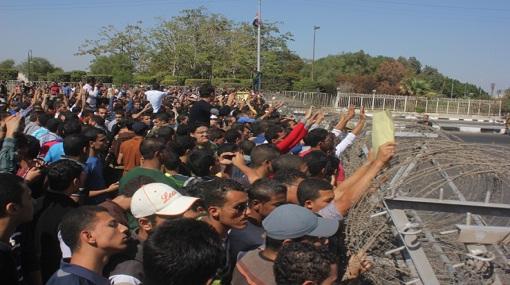 “هندسة عين شمس” تبدأ الإضراب عن الدراسة