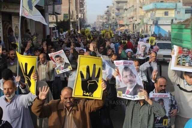 مسيرة لأهالى فاقوس ضد الانقلاب في ذكري مجزرة القرن