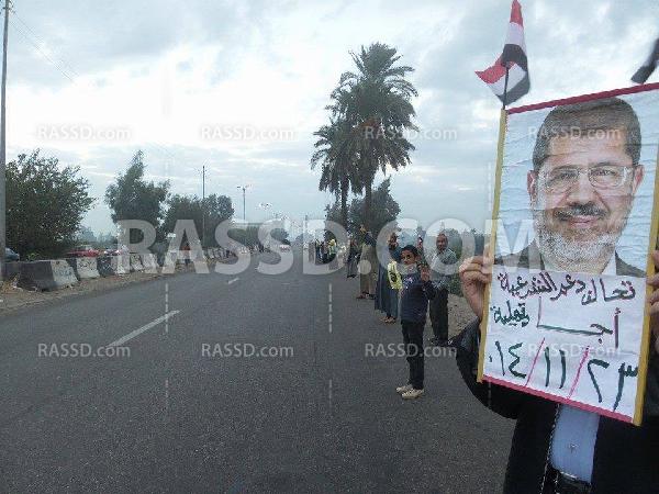 سلسلة بشرية بأجا بالدقهلية تدعوا لانتفاضة الشباب المسلم