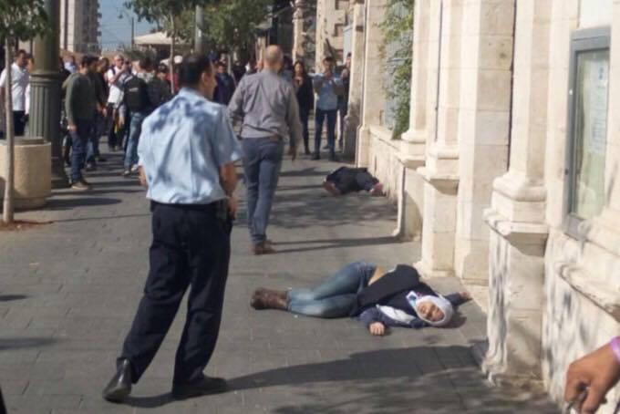 استشهاد فتاة فلسطينية وإصابة أخرى برصاص جنود الاحتلال