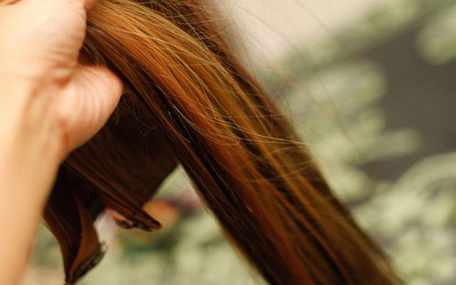 10 نصائح لشعر صحي في فصل الشتاء