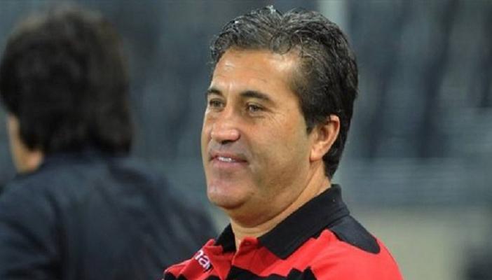 بيسيرو يستبعد هاني وعبدالظاهر وحازم من القائمة الإفريقية