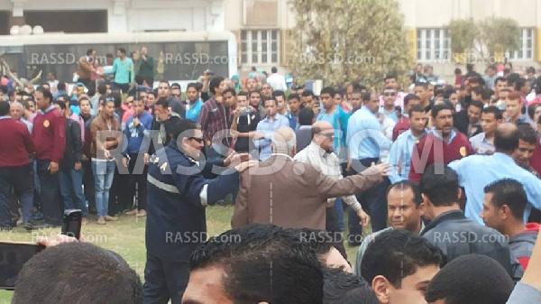 “اشتغالة” هتاف طلاب بني سويف بعد الزعم بوجود قنبلة في الجامعة