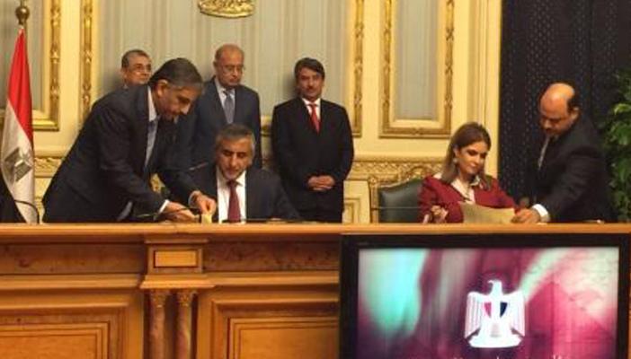 100 مليون دولار من الكويت لتمويل الربط الكهربائي بين مصر والسعودية